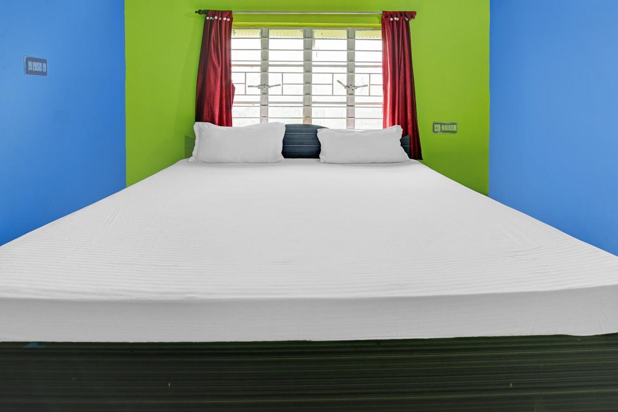 Hotel O Ankit Guest House Калькутта Экстерьер фото