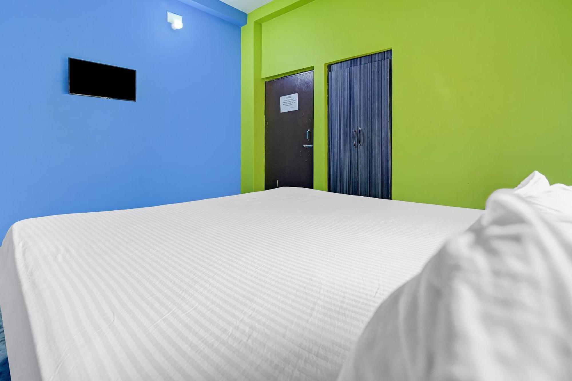 Hotel O Ankit Guest House Калькутта Экстерьер фото